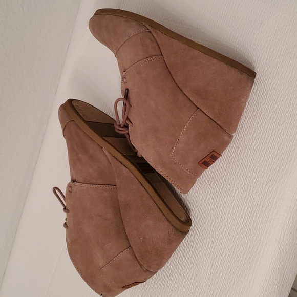 Toms Suede wedges Booties Size 7.5 - Picture 5 of 11